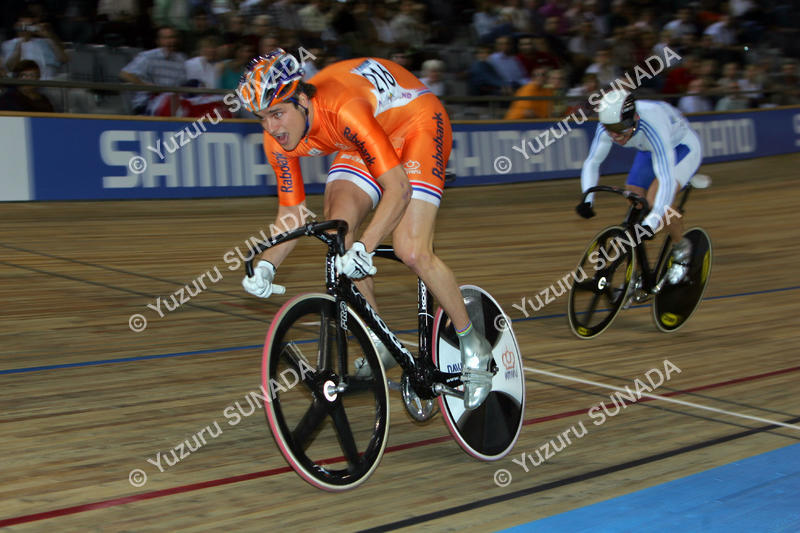 BOS-MACLEAN002p.jpg